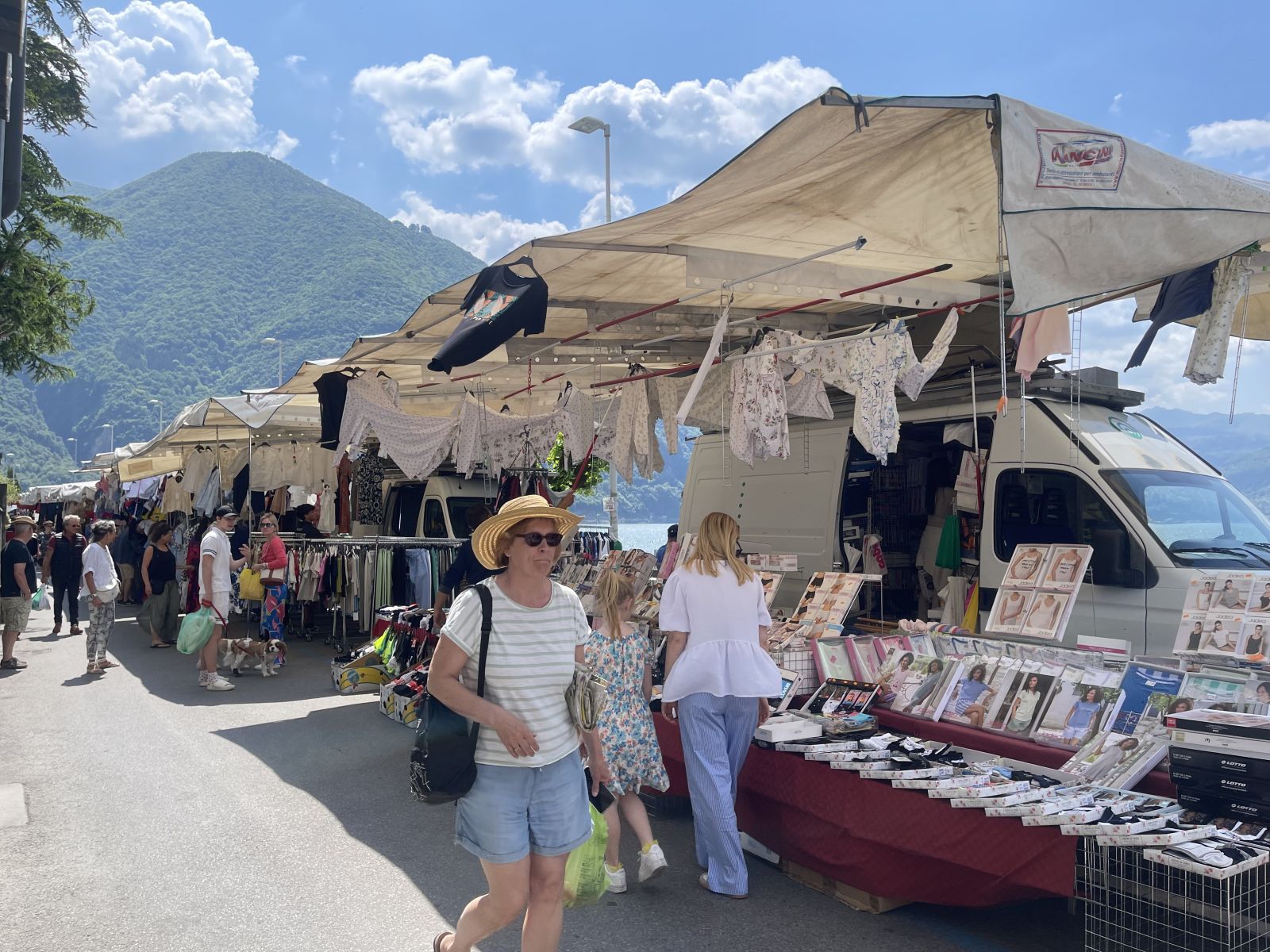 Markt Porlezza/Markt von Porlezza